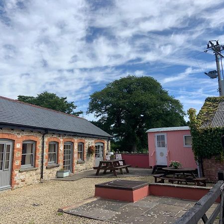 Swallow Cottage At Duffryn Mawr Cottages Hensol Exterior photo